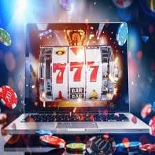Antarmuka aplikasi whatsmock menampilkan pasar Liga 1 dan tombol deposit dengan opsi DANA, OVO, dan GoPay